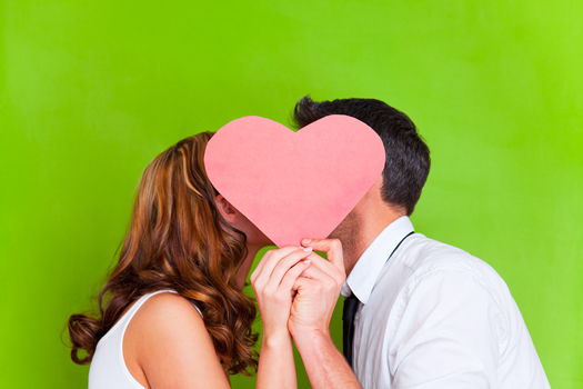 Cinco síntomas físicos de enamoramiento